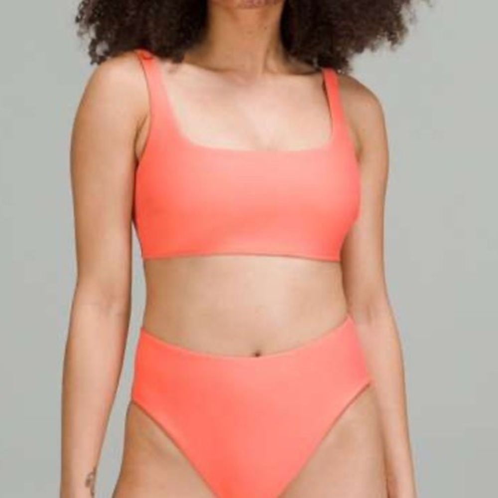 Lululemon Swimsuit Waterside Pull-On Swim Top B/C Raspberry Cream Beach Pool